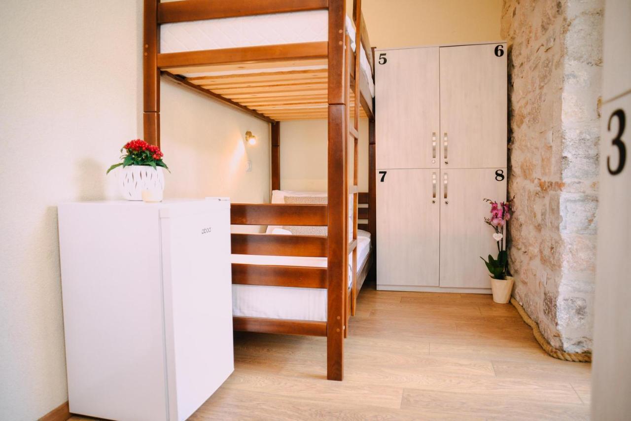 Step To Kotor Bay Guesthouse Exterior photo