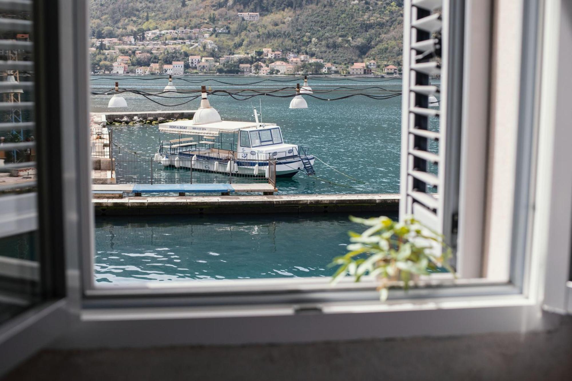 Step To Kotor Bay Guesthouse Exterior photo